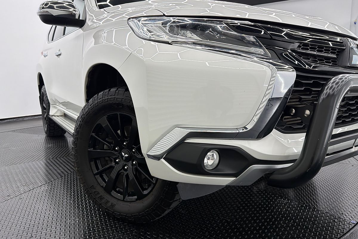 2019 Mitsubishi Pajero Sport Black Edition QE