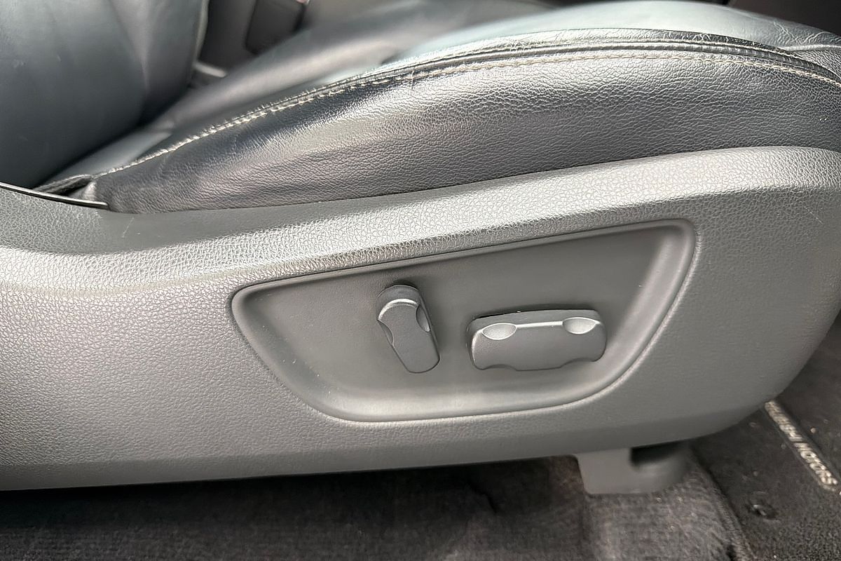 2019 Mitsubishi Pajero Sport Black Edition QE