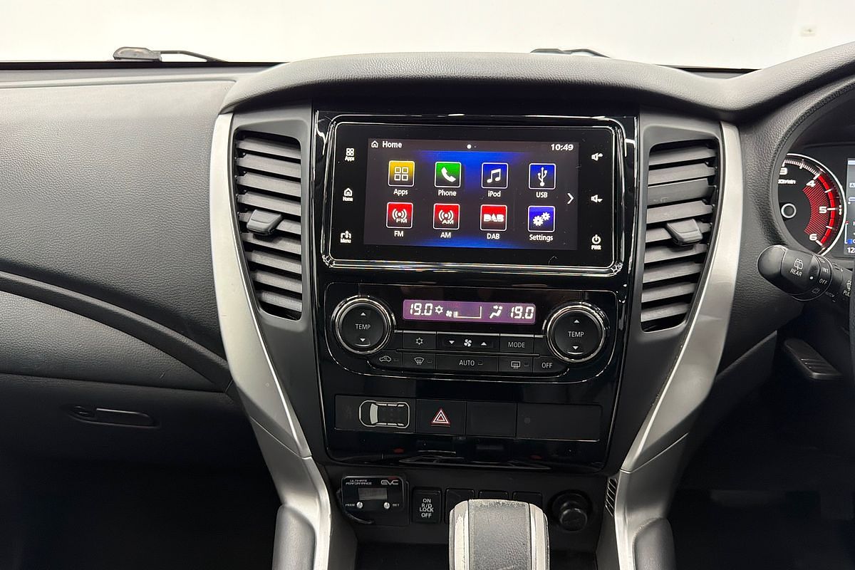 2019 Mitsubishi Pajero Sport Black Edition QE