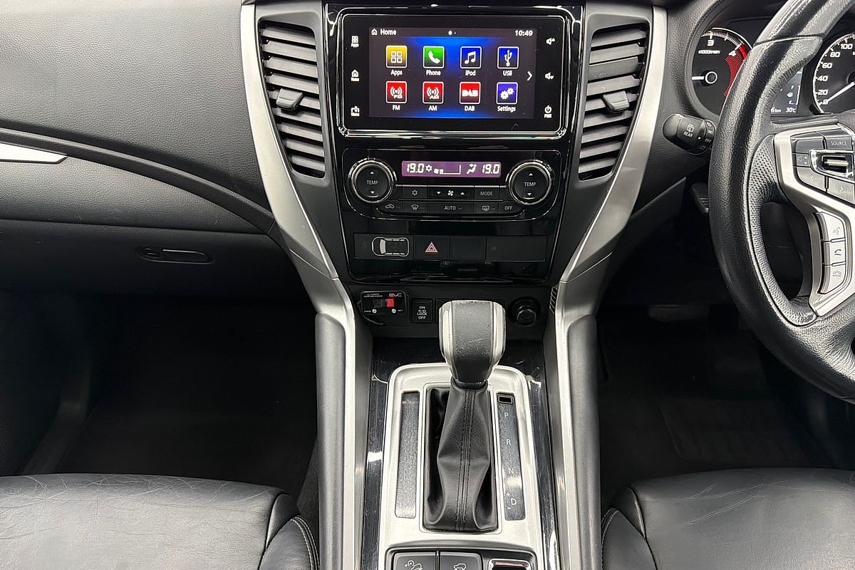 2019 Mitsubishi Pajero Sport Black Edition QE