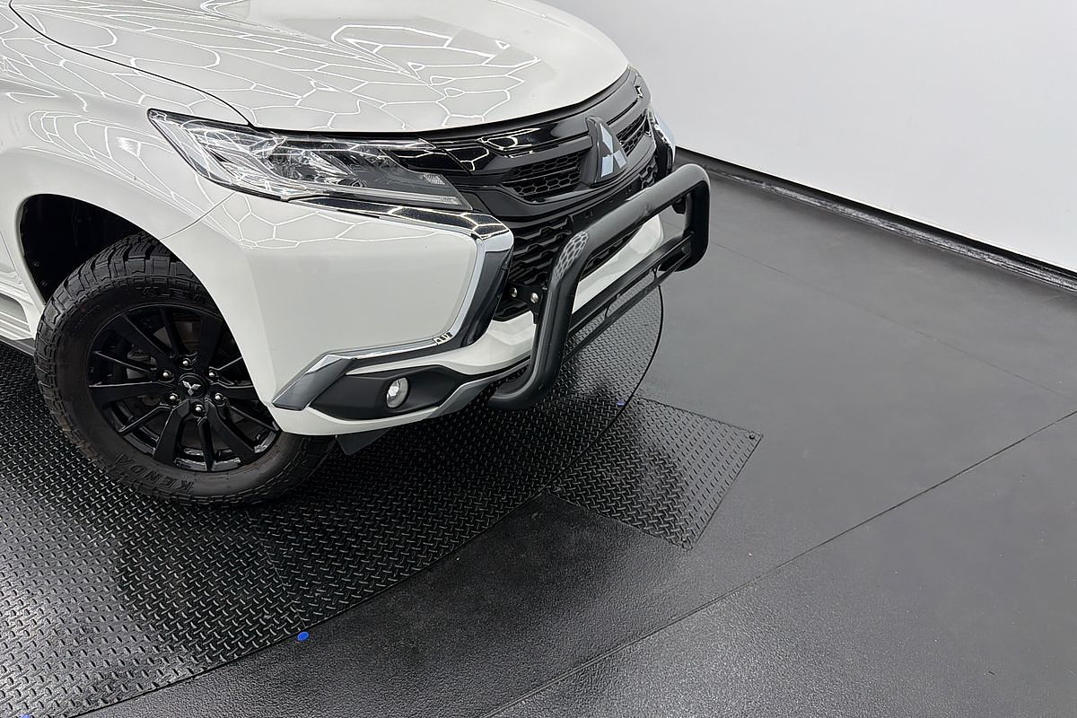 2019 Mitsubishi Pajero Sport Black Edition QE