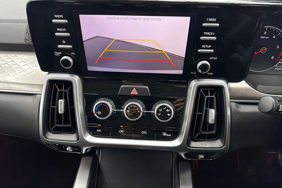 2021 Kia Sorento S MQ4