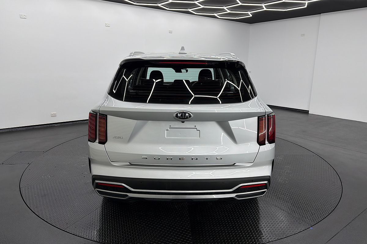 2021 Kia Sorento S MQ4