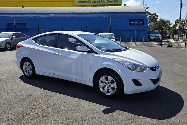 2013 Hyundai Elantra Active MD2