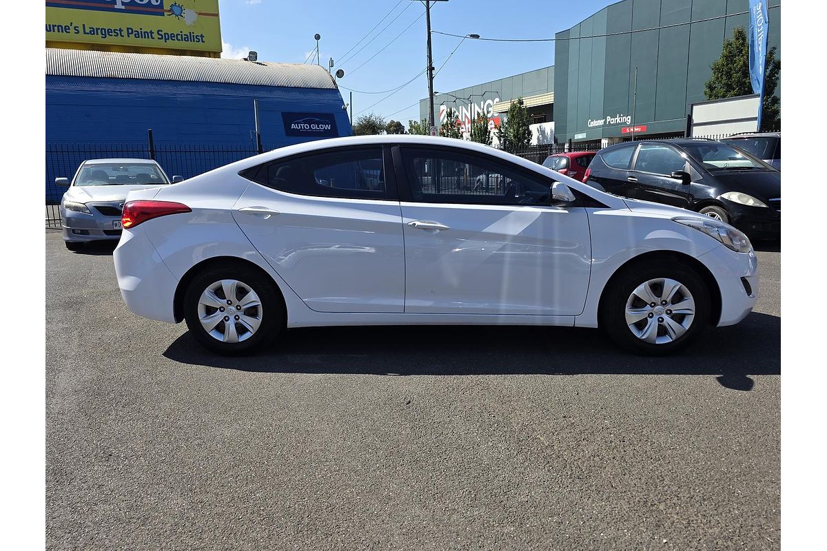 2013 Hyundai Elantra Active MD2