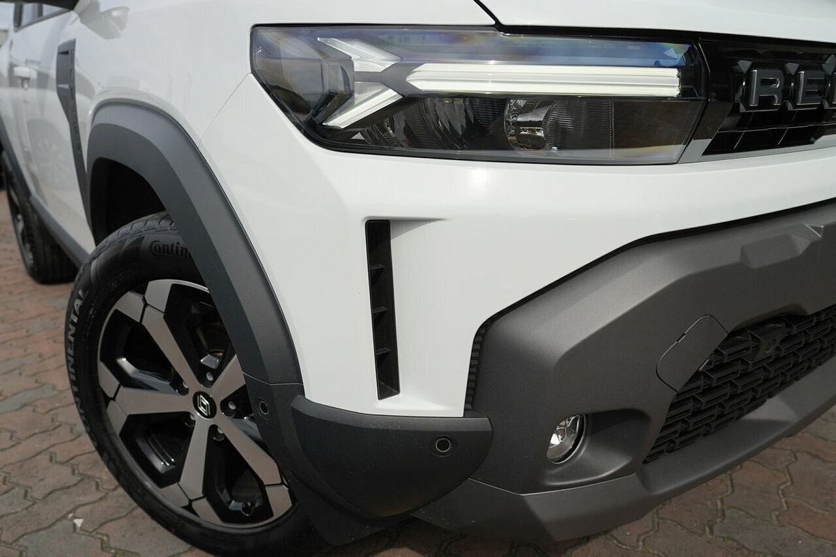 2025 Renault Duster Techno X1311