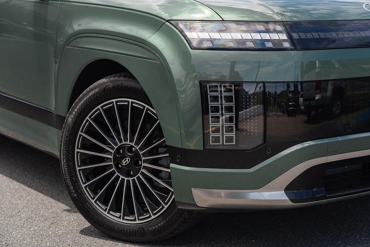 2025 Hyundai IONIQ 9 Calligraphy ME.V1