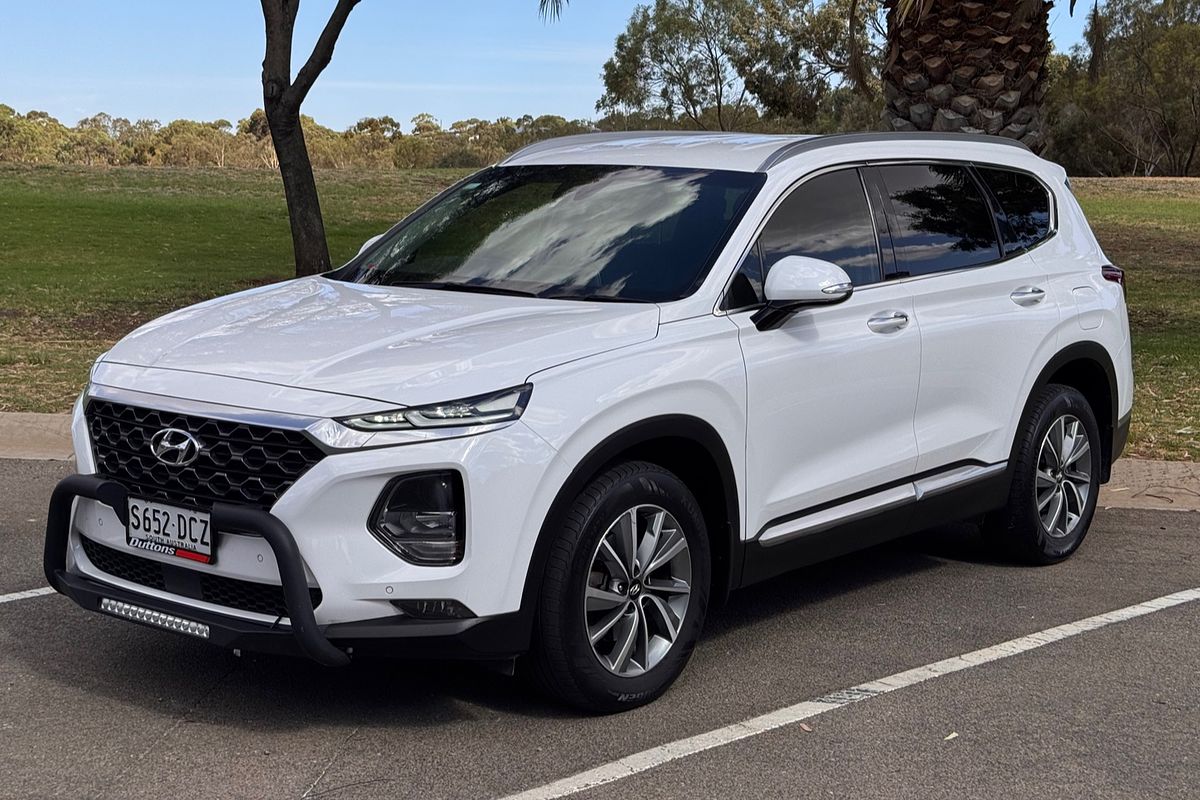 2019 Hyundai Santa Fe Elite TM.2