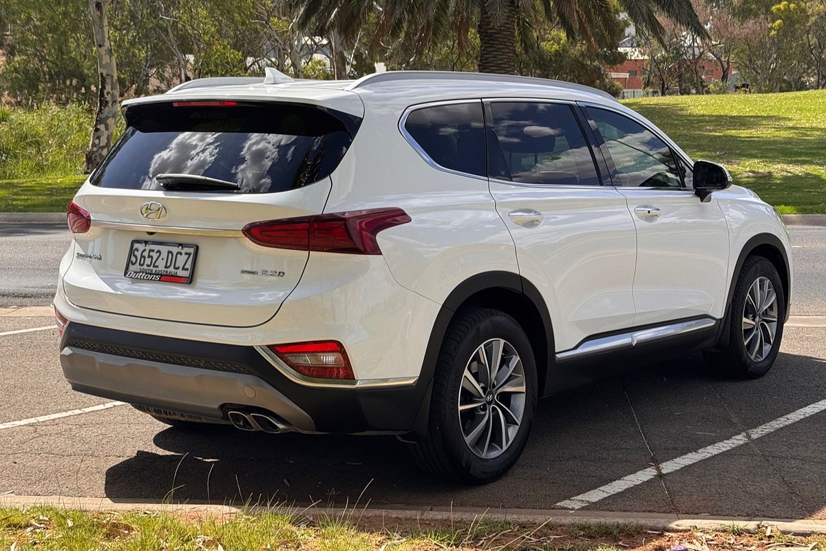 2019 Hyundai Santa Fe Elite TM.2