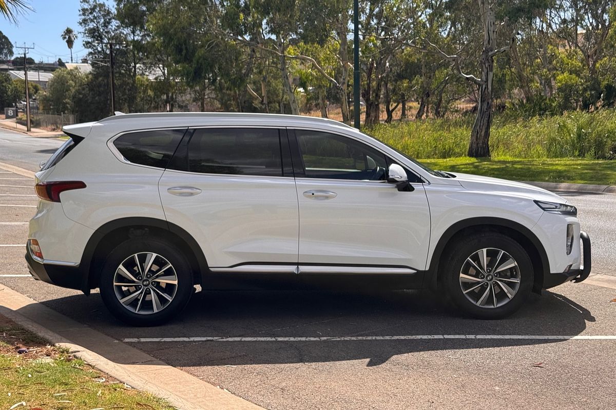 2019 Hyundai Santa Fe Elite TM.2