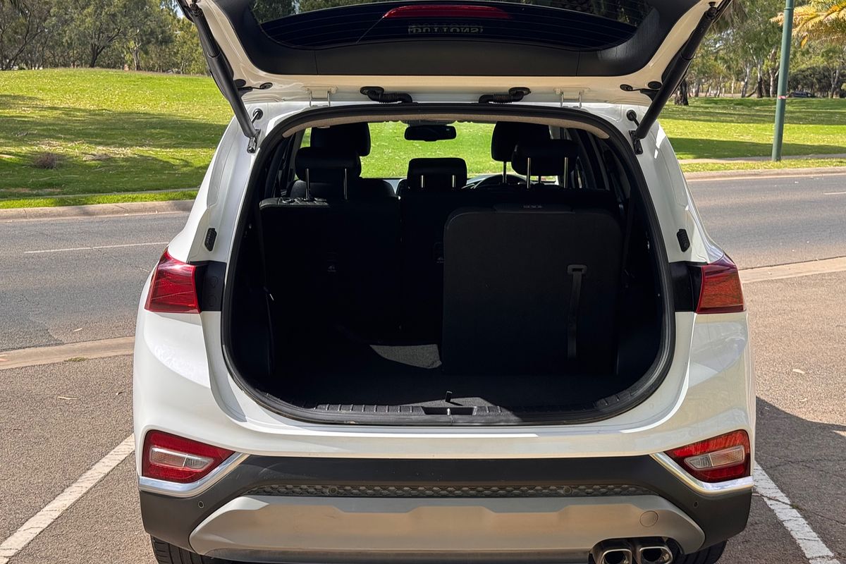 2019 Hyundai Santa Fe Elite TM.2