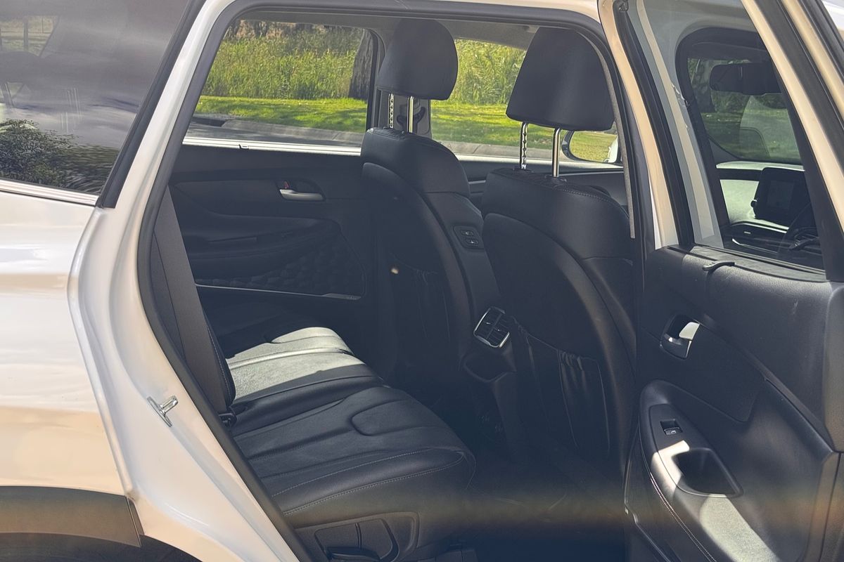 2019 Hyundai Santa Fe Elite TM.2