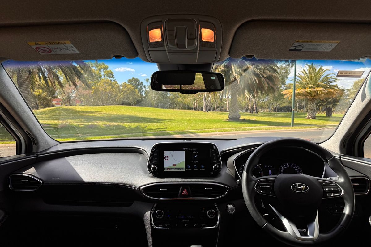 2019 Hyundai Santa Fe Elite TM.2