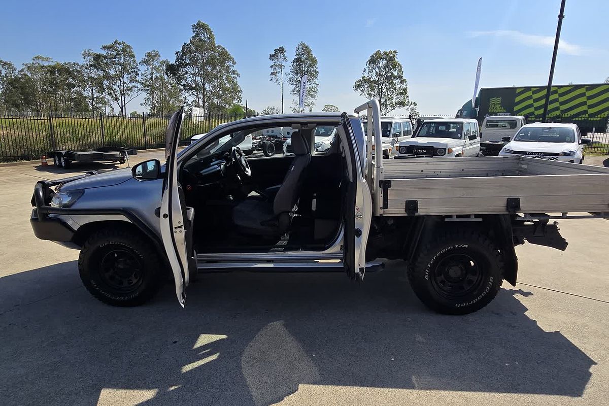2018 Toyota Hilux SR (4x4) GUN126R MY17 4X4