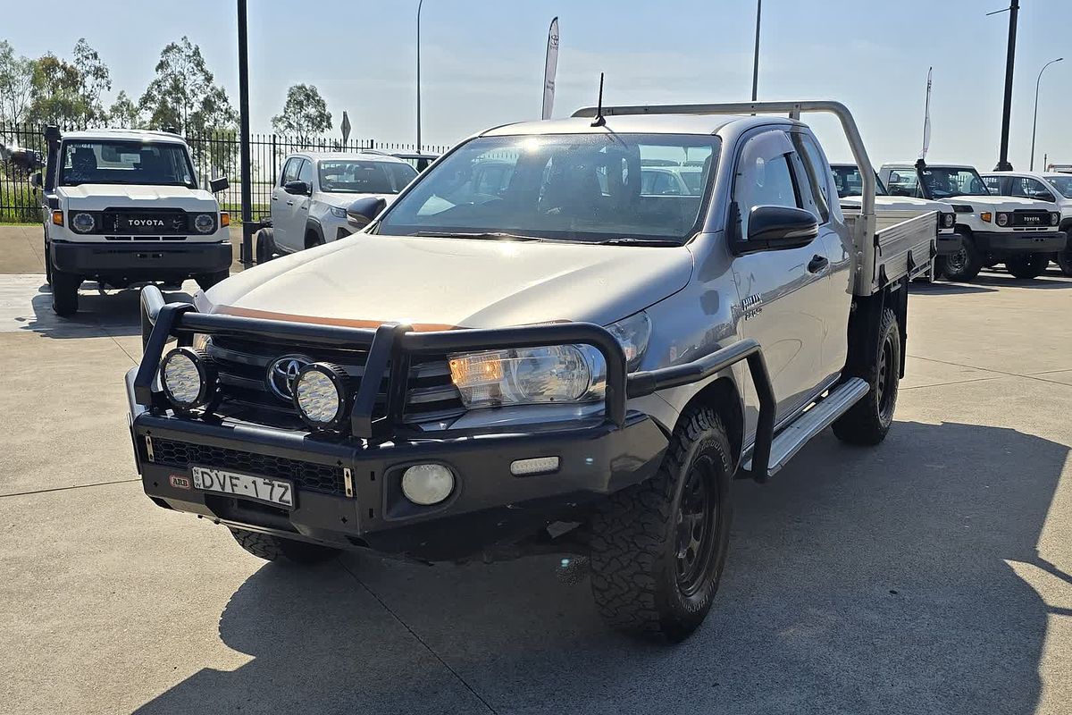 2018 Toyota Hilux SR (4x4) GUN126R MY17 4X4
