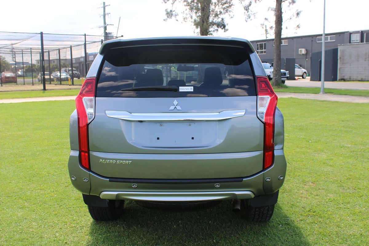 2018 MITSUBISHI PAJERO SPORT EXCEED (4x4) 7 SEAT 8 SP AUTOMATIC 4D WAGON DT4