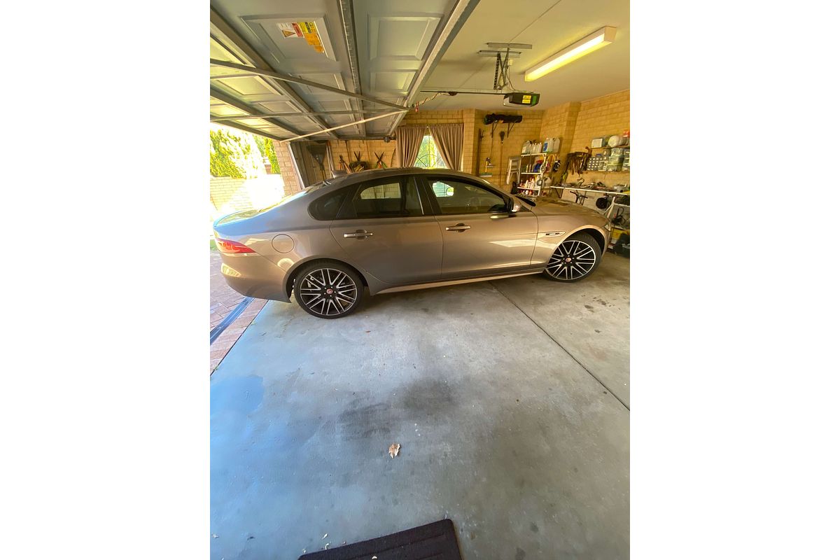 2016 Jaguar XF 25t R-Sport X260