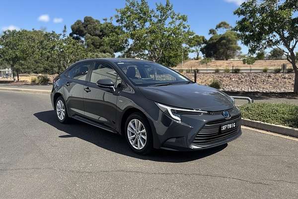 2025 Toyota Corolla Ascent Sport Hybrid ZWE219R