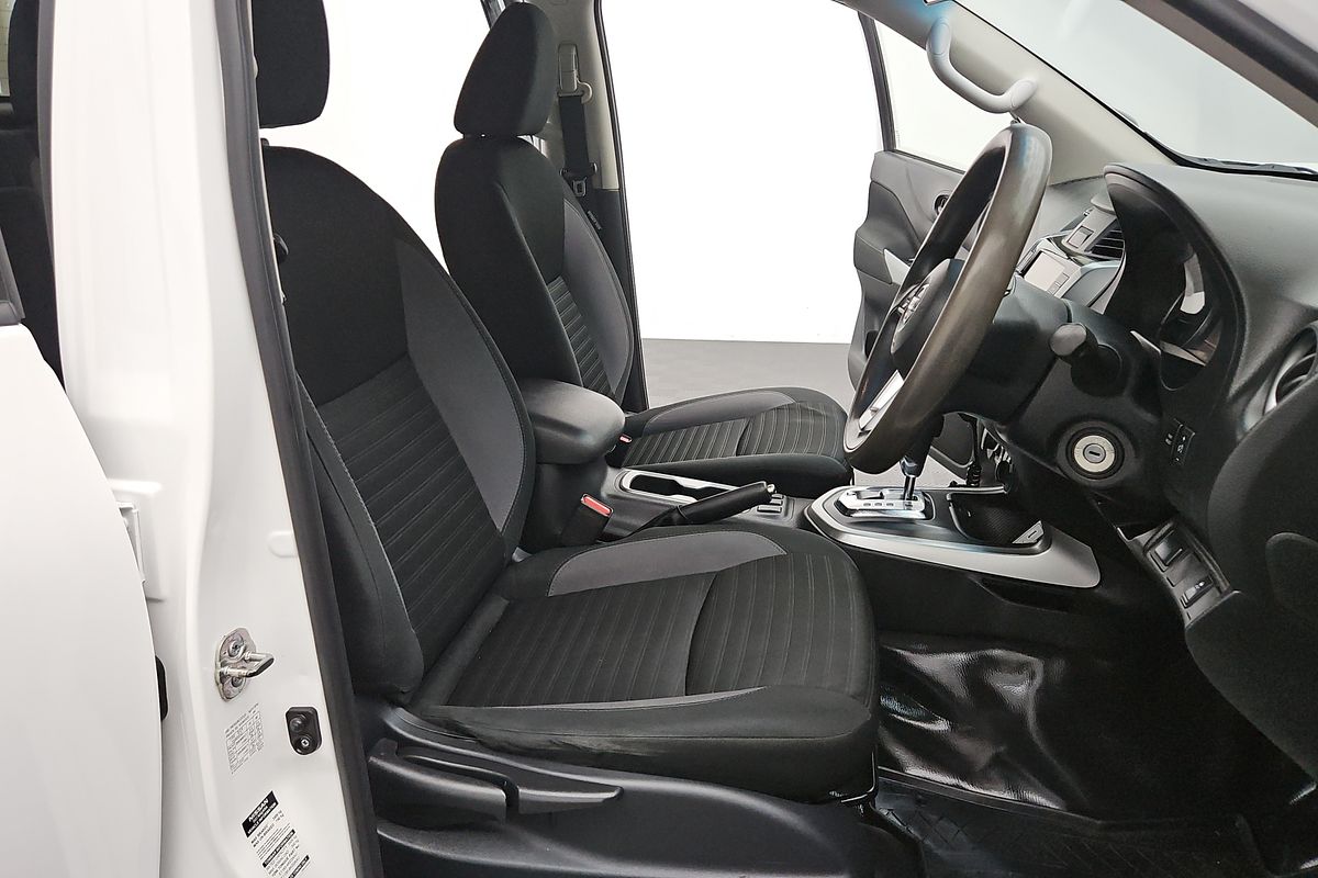 2021 Nissan Navara SL D23 4X4