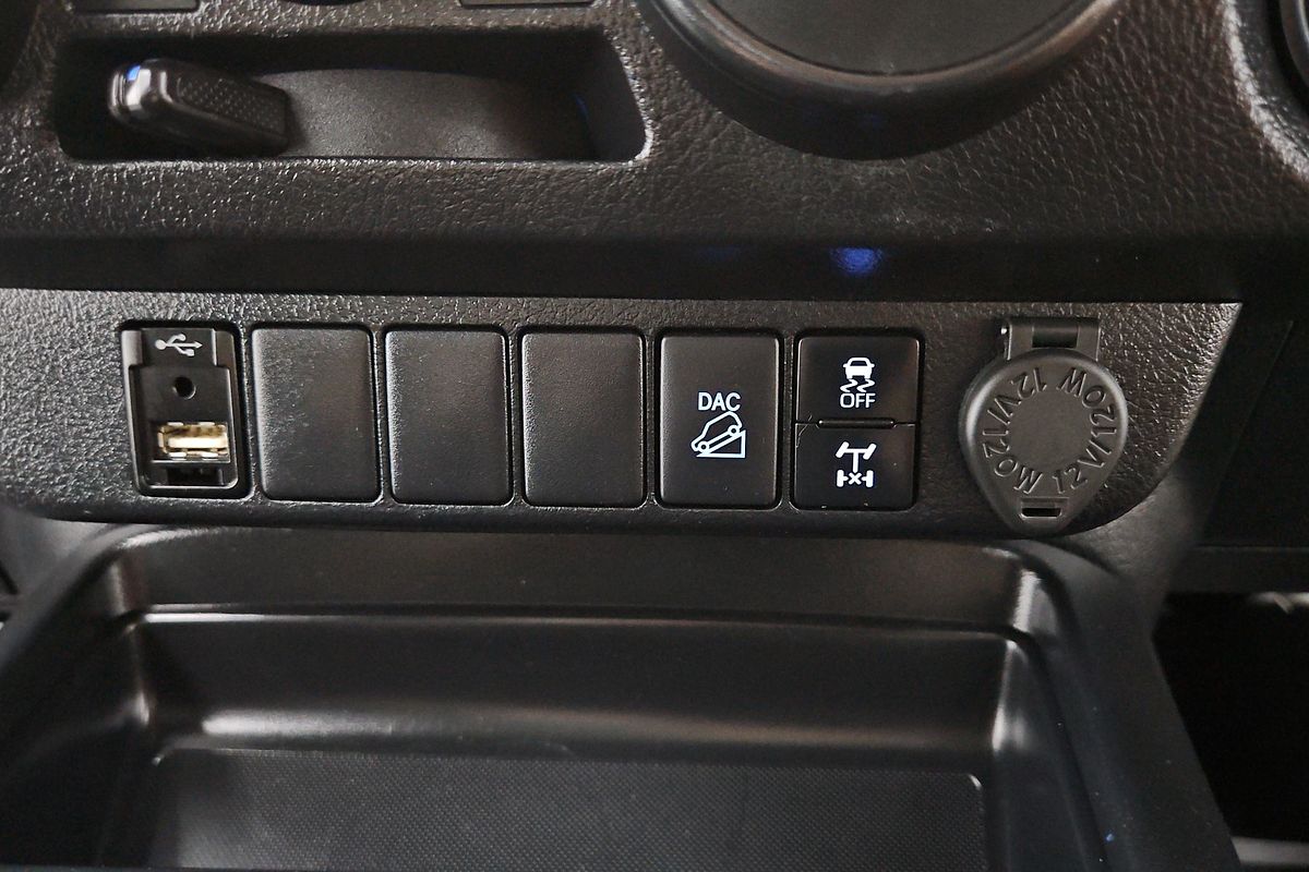 2022 Toyota Hilux SR GUN126R 4X4