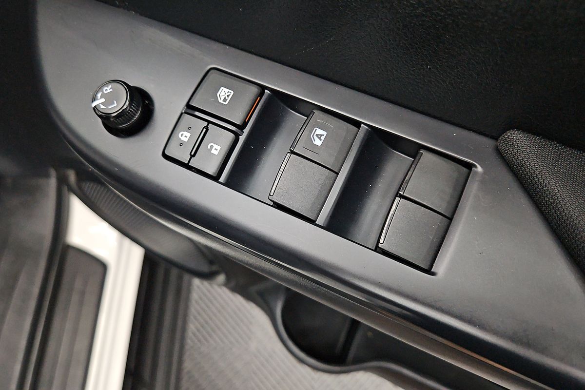 2022 Toyota Hilux SR GUN126R 4X4