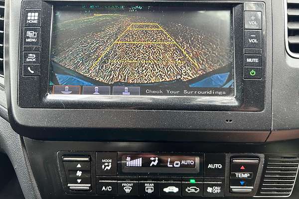 2015 Honda Civic VTi-S 9th Gen Ser II thumb-6