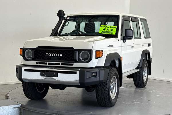 2025 Toyota Landcruiser GXL GDJL76R