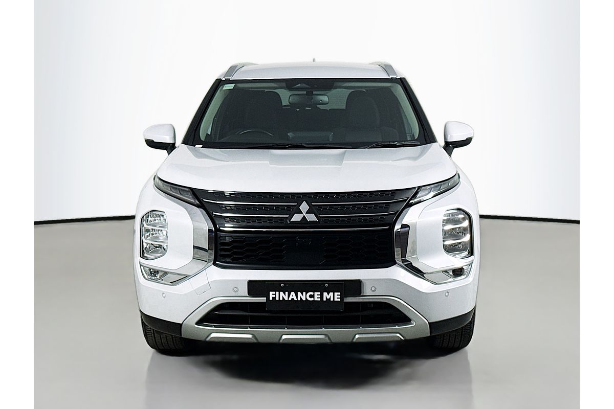 2024 Mitsubishi Outlander LS ZM