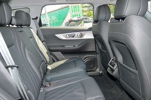 2025 Chery Tiggo 8 Pro Max Urban thumb-8