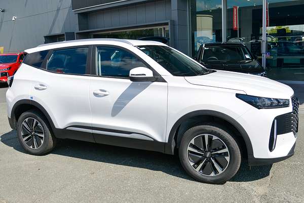 2025 Chery Tiggo 4 Hybrid Urban thumb-4