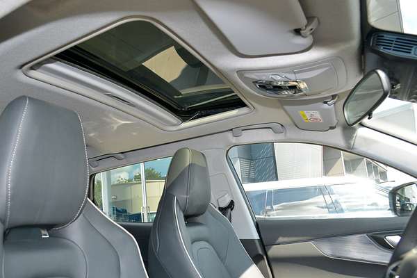 2025 Chery Tiggo 4 Hybrid Ultimate thumb-10