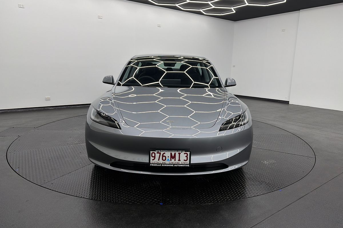 2025 Tesla Model 3 Rear-Wheel Drive