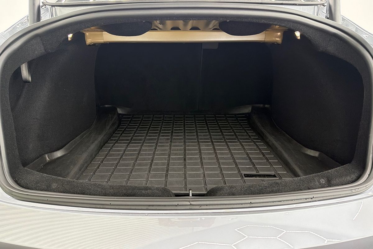 2025 Tesla Model 3 Rear-Wheel Drive