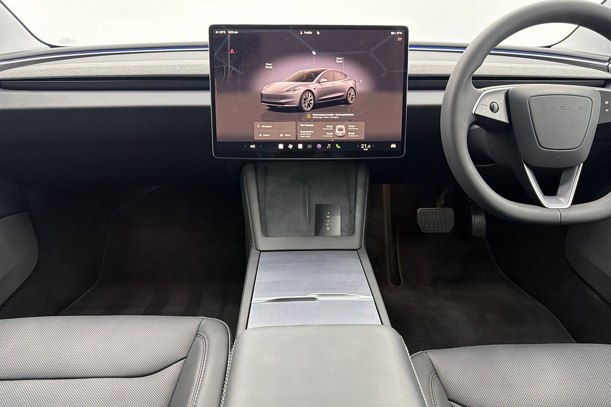 2025 Tesla Model 3 Rear-Wheel Drive