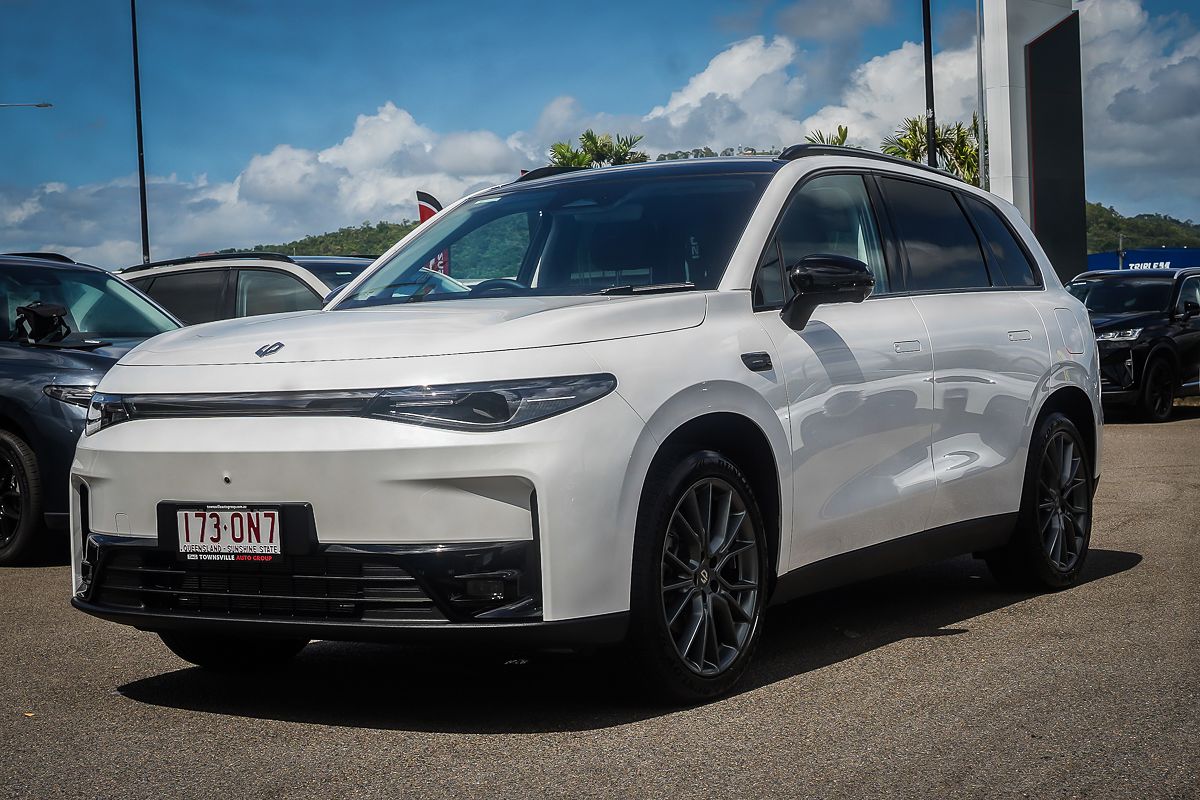 2025 Leapmotor C10 REEV Ultra Hybrid Design B11