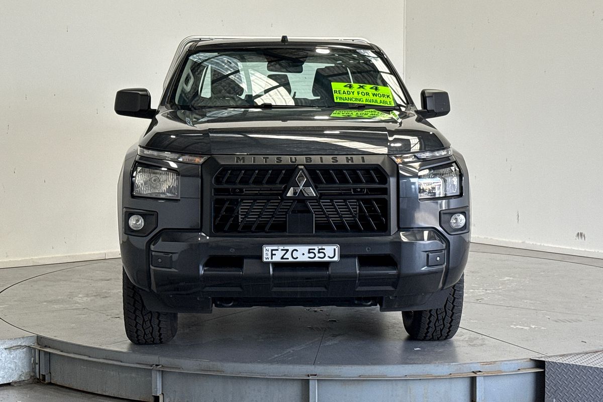 2025 Mitsubishi Triton GLX MV 4X4