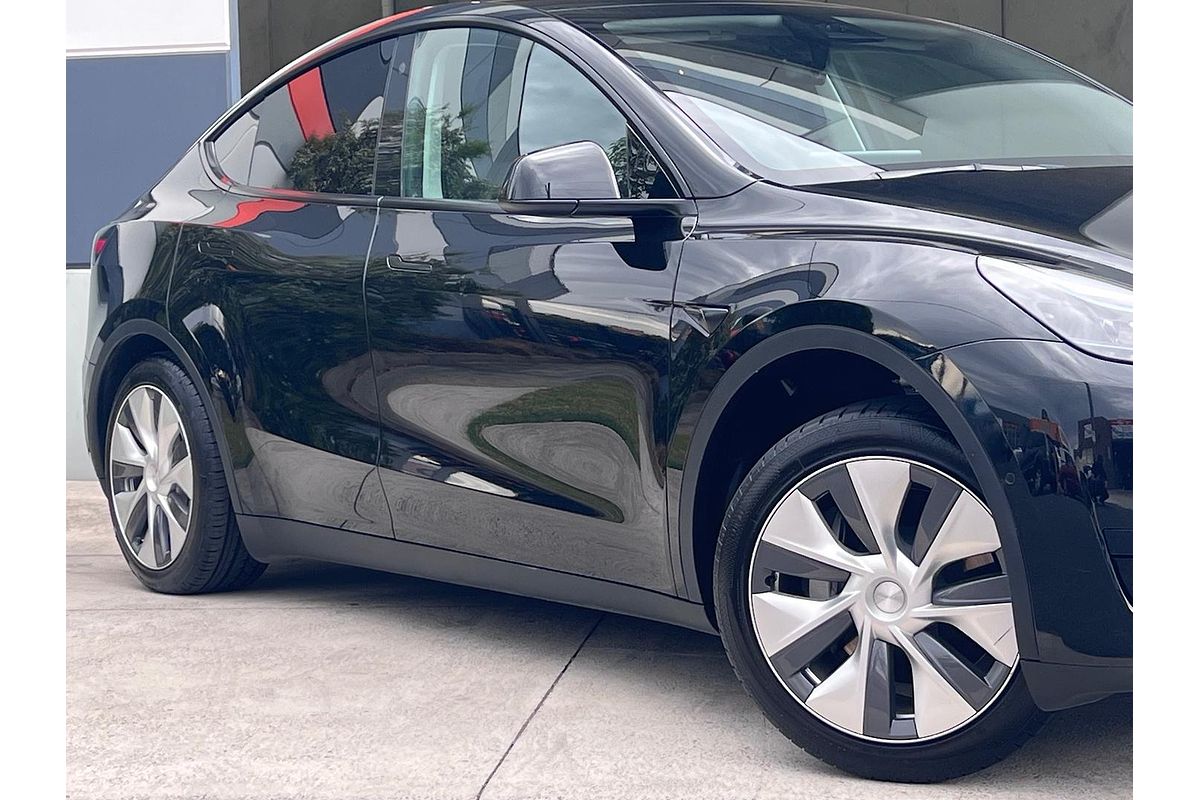 2023 Tesla Model Y Rear-Wheel Drive