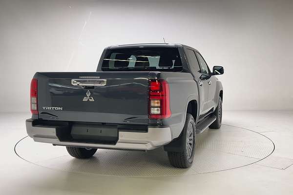 2025 Mitsubishi Triton GLS MV 4X4 thumb-1