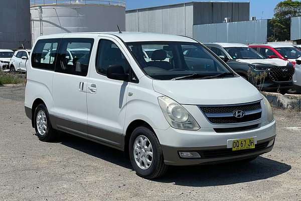 2008 Hyundai iMax TQ-W