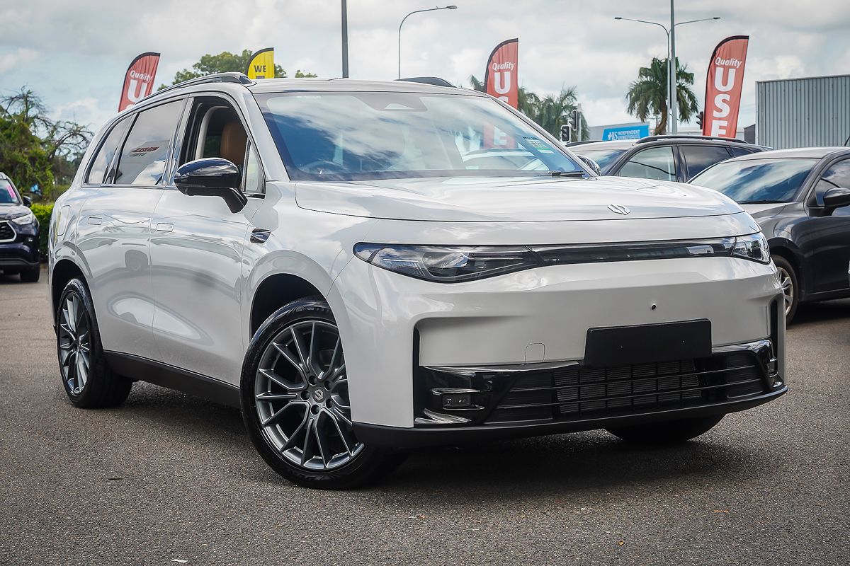 2025 Leapmotor C10 REEV Ultra Hybrid Design B11