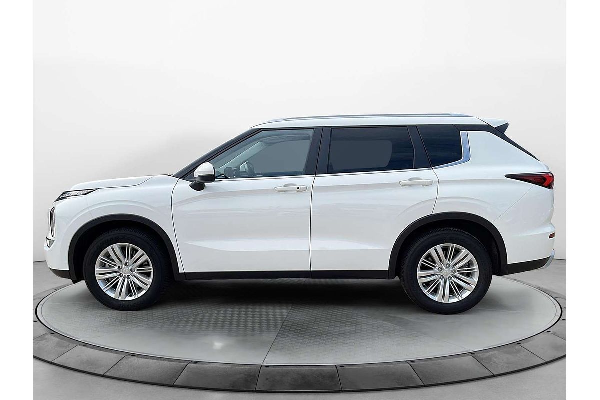 2024 Mitsubishi Outlander LS 7 SEAT (AWD) ZM MY24