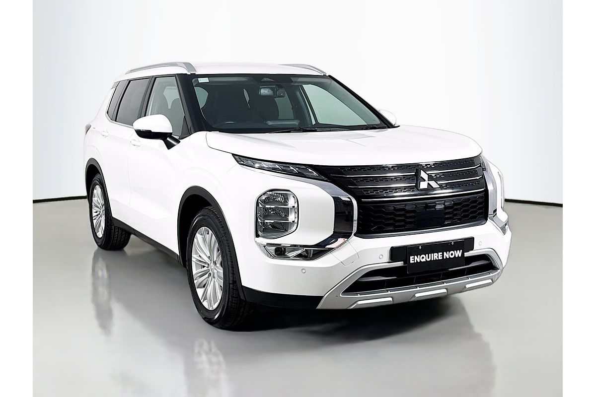 2024 Mitsubishi Outlander LS ZM