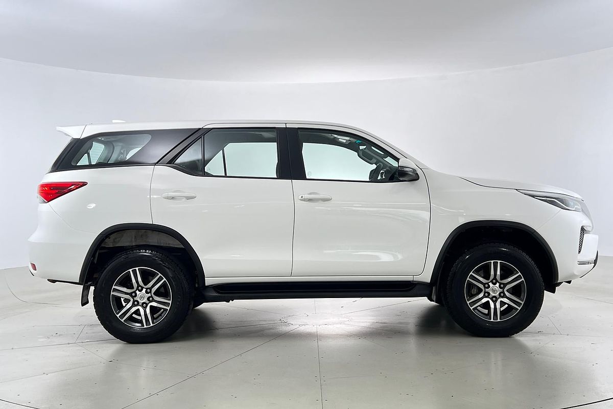 2022 Toyota Fortuner GX GUN156R