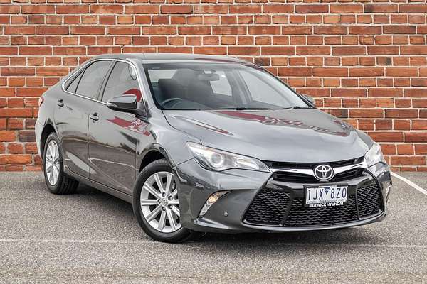 2017 Toyota Camry Atara S ASV50R