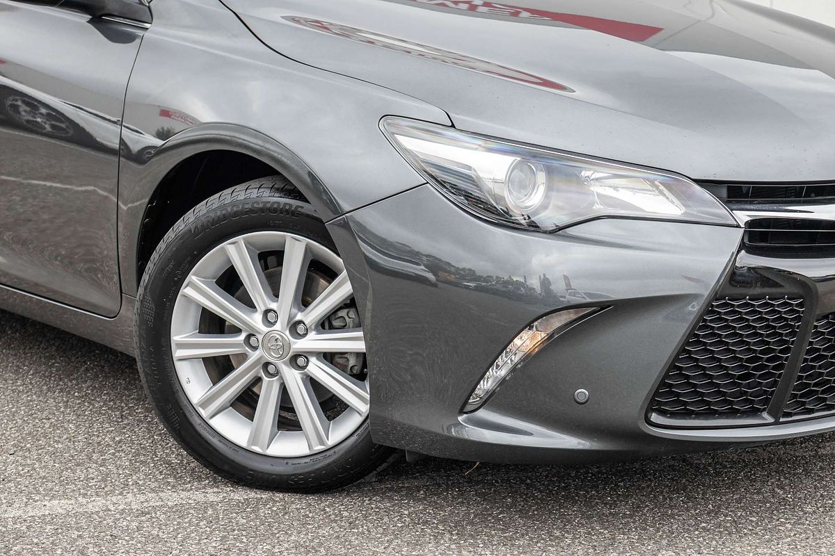 2017 Toyota Camry Atara S ASV50R