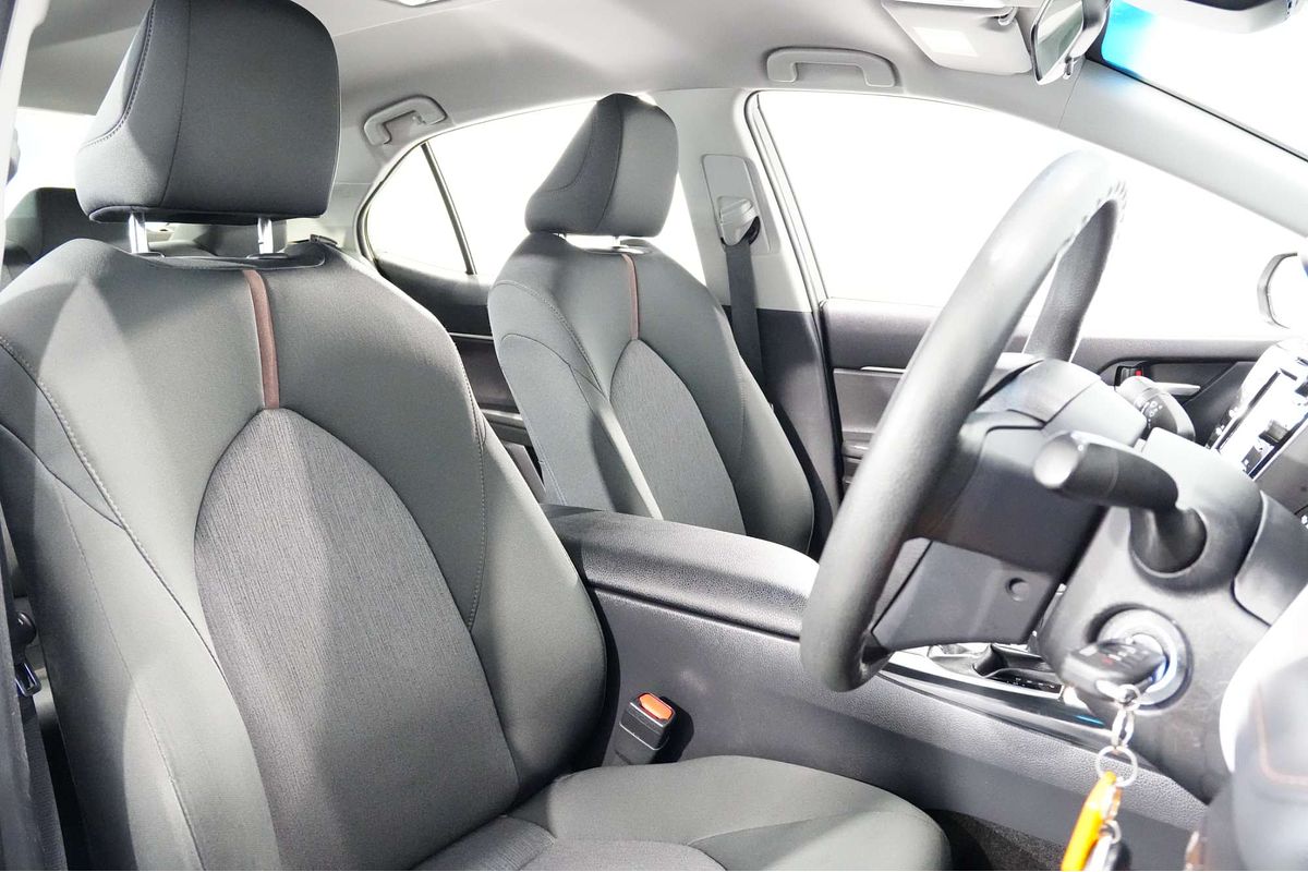 2020 Toyota Camry Ascent ASV70R