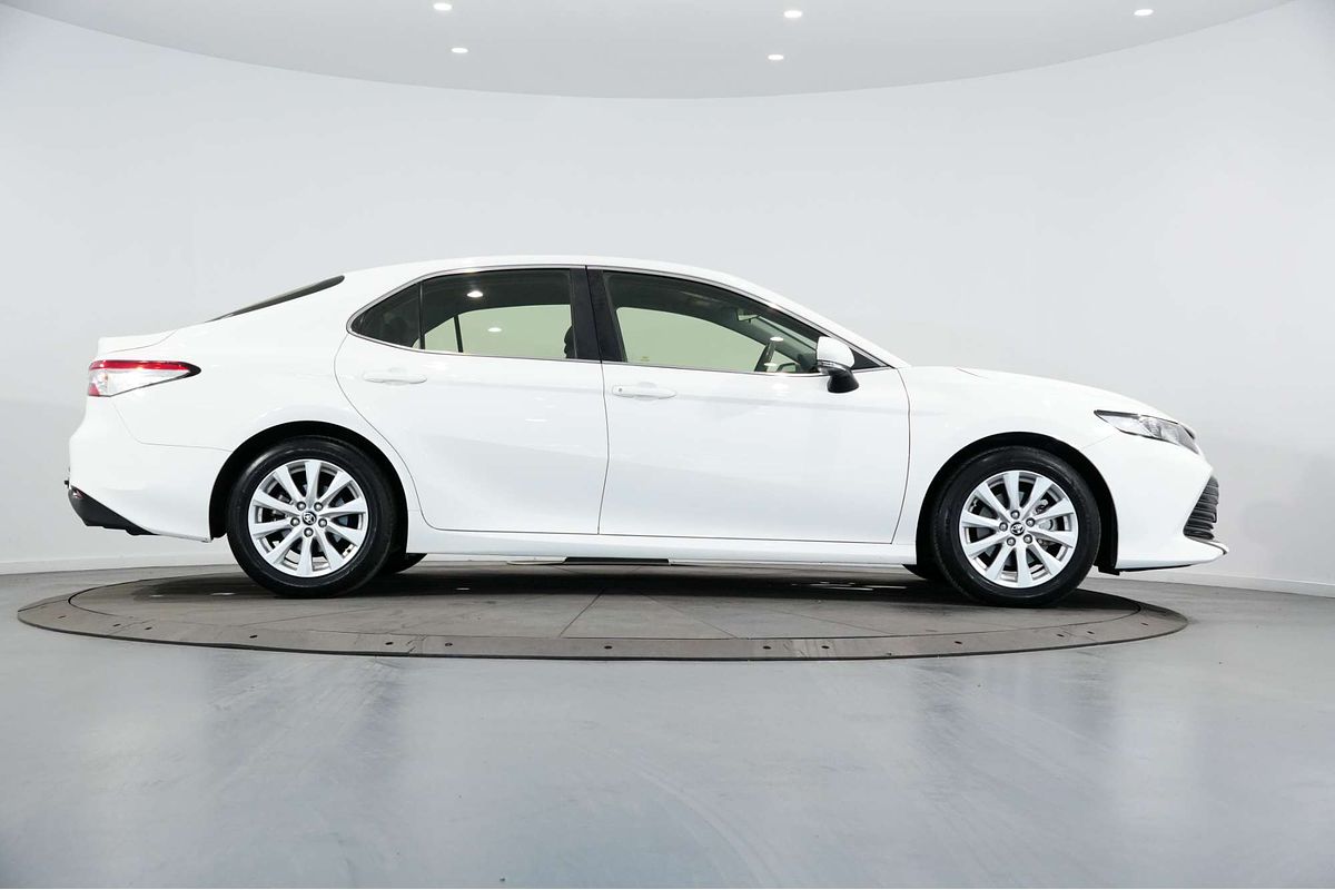 2020 Toyota Camry Ascent ASV70R