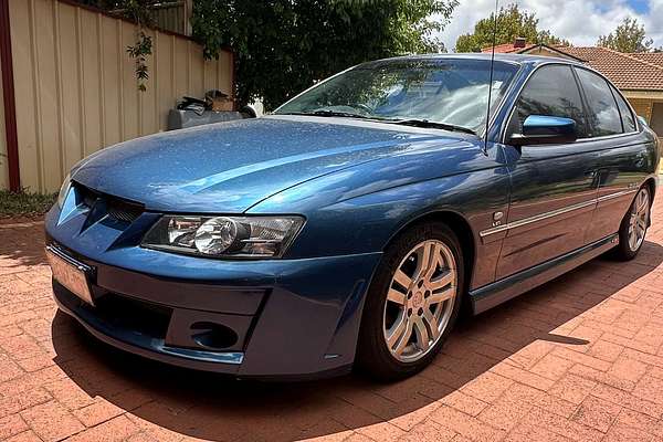 2002 Holden Calais  VY