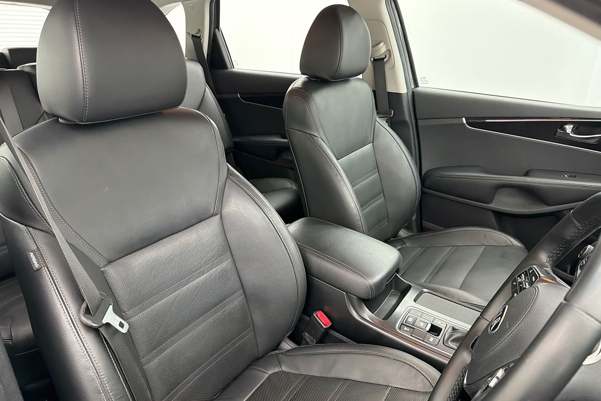 2018 Kia Sorento Sport UM