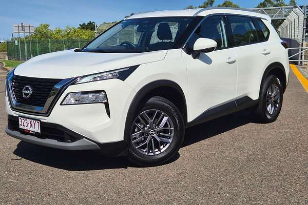 2025 Nissan X-TRAIL ST T33